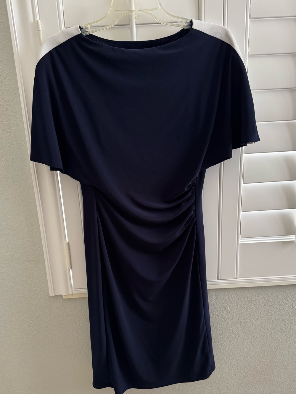 LAUREN Ralph Lauren Women’s size 4 dark navy blue gathered waist dress classic